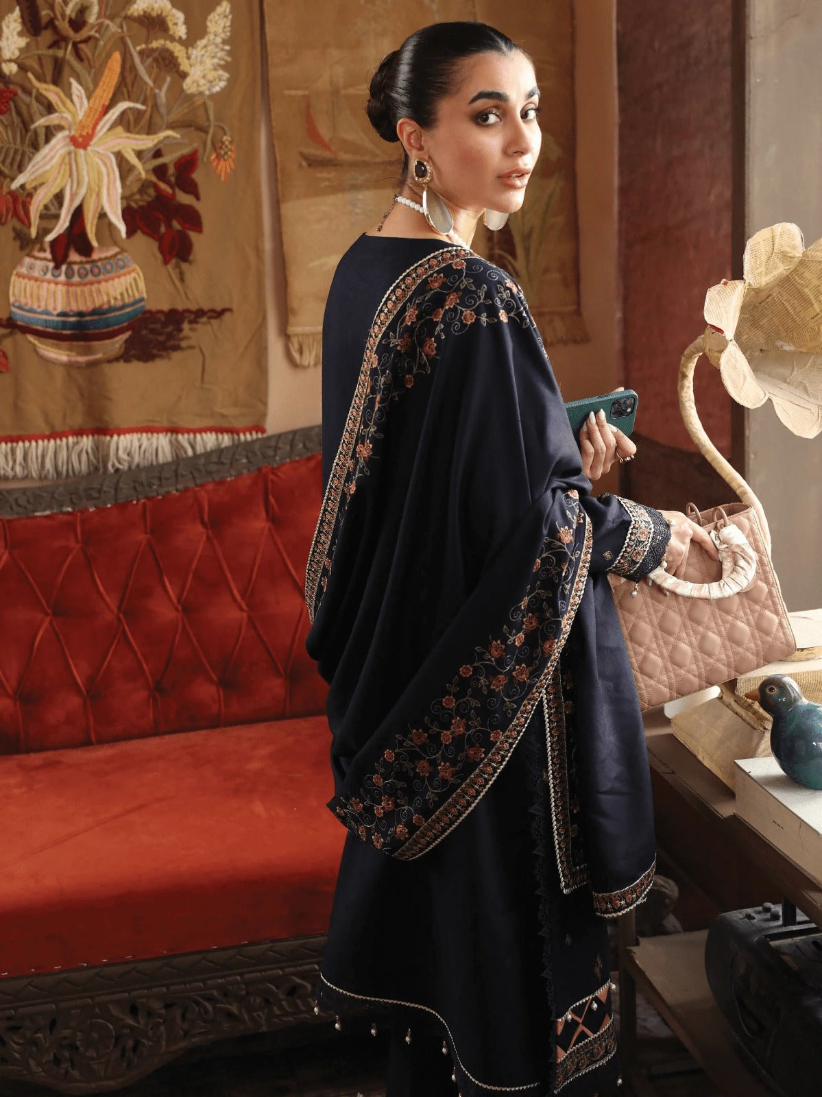 Bareeze Heavy Embroidered Lawn 3pc with Chiffon dupatta-SB1684
