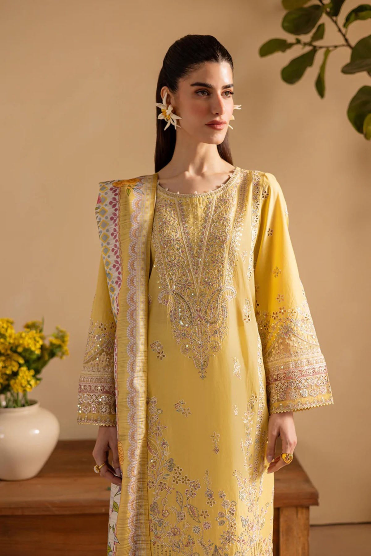 Bareeze 3PC Lawn Embroidered Shirt with Embroidered Organza Dupatta- SB2038