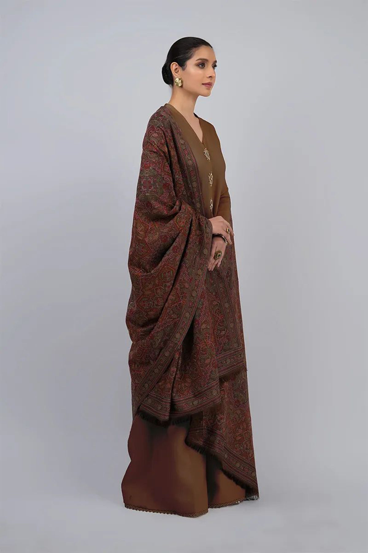 Bareeze 3PC Dhanak Suit with Heavy Embroidered Shawal - SB2063