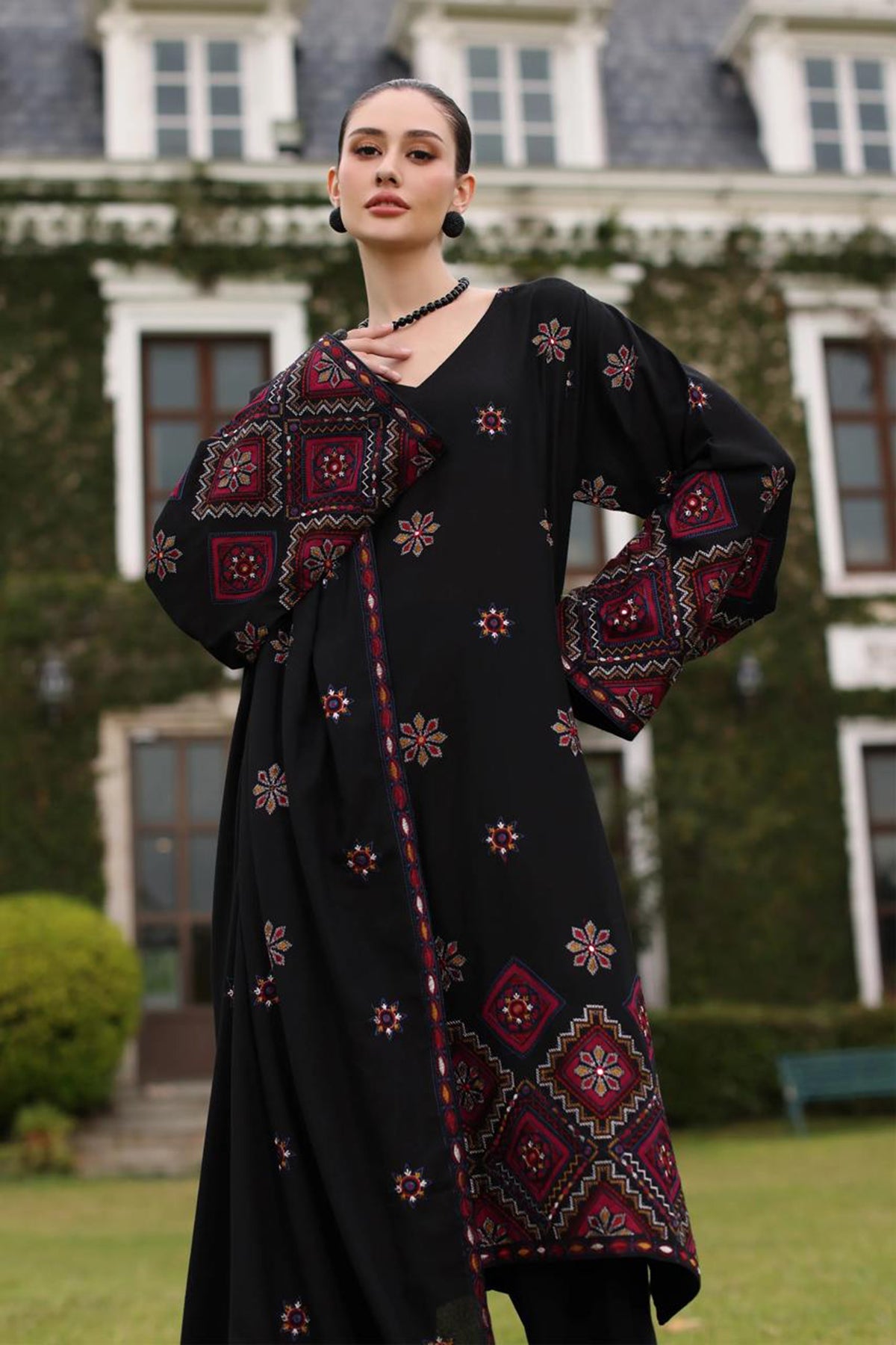 Bareeze 3PC Embroidered Dhanak Suit with Embroidered Shawal - SB2152