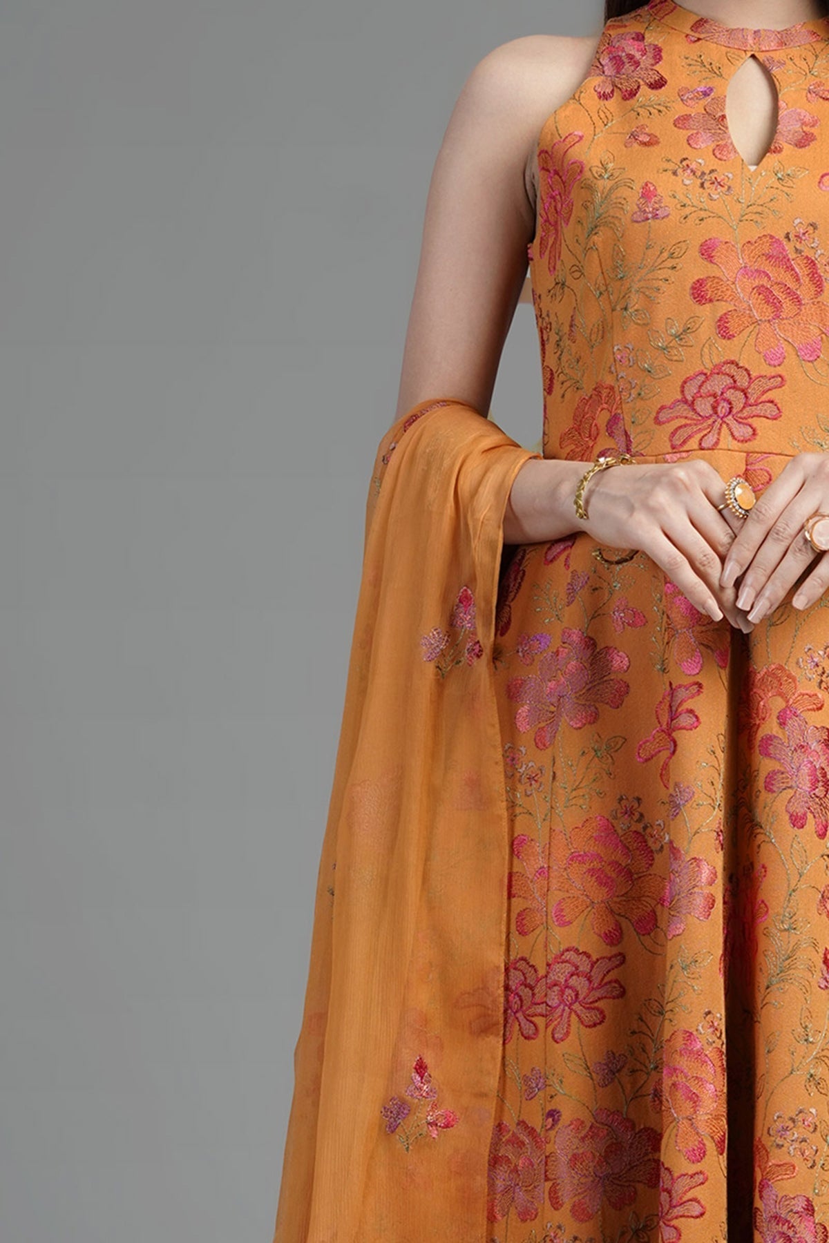 Bareeze Summer Lawn 3pc with Embroidered chiffon dupatta- SB1813