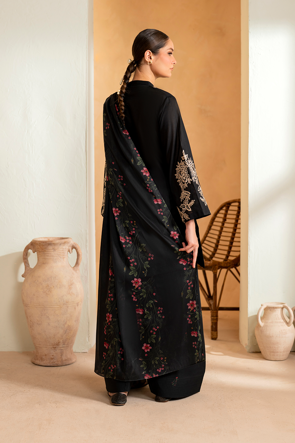 Bareeze 3PC Embroidered Lawn with Chiffon Printed Dupatta -SB2050