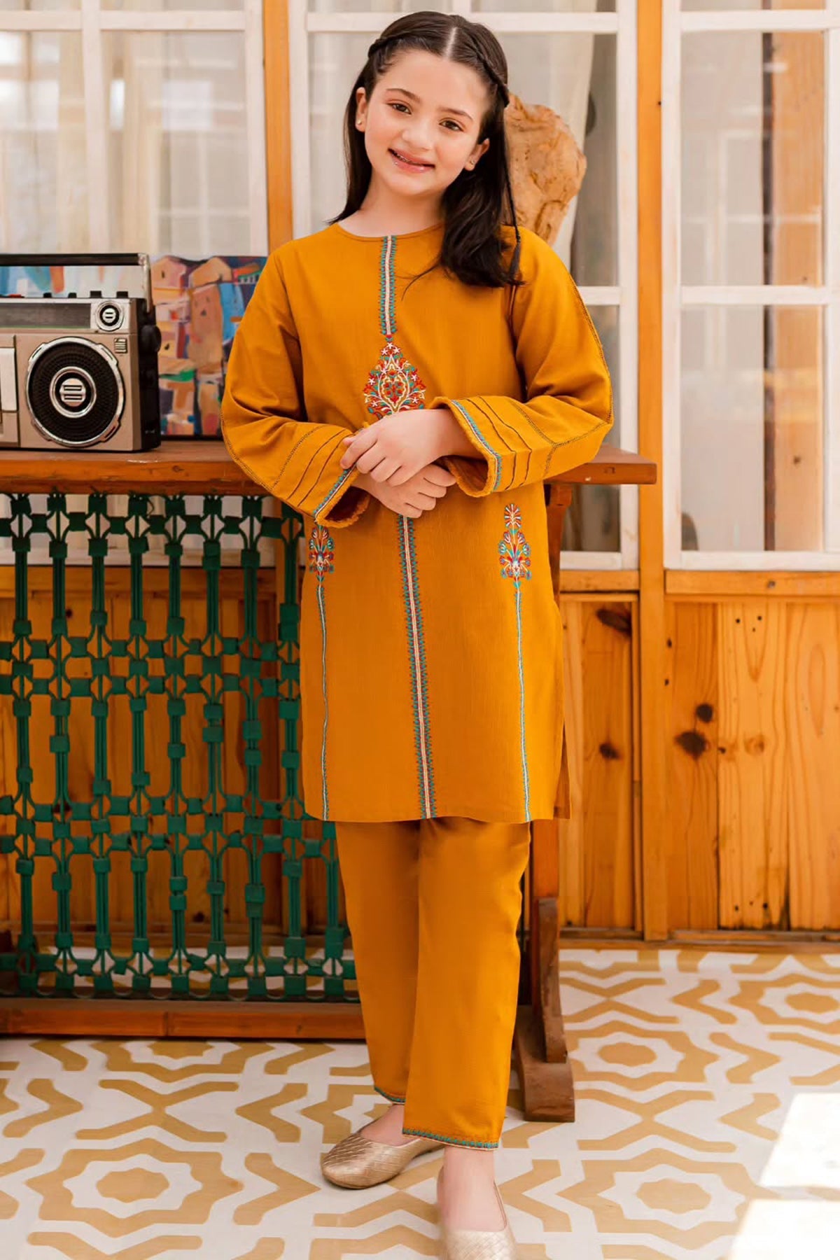 Bareeze Girls Fully Embroidered Lawn 2Pc- SB2228