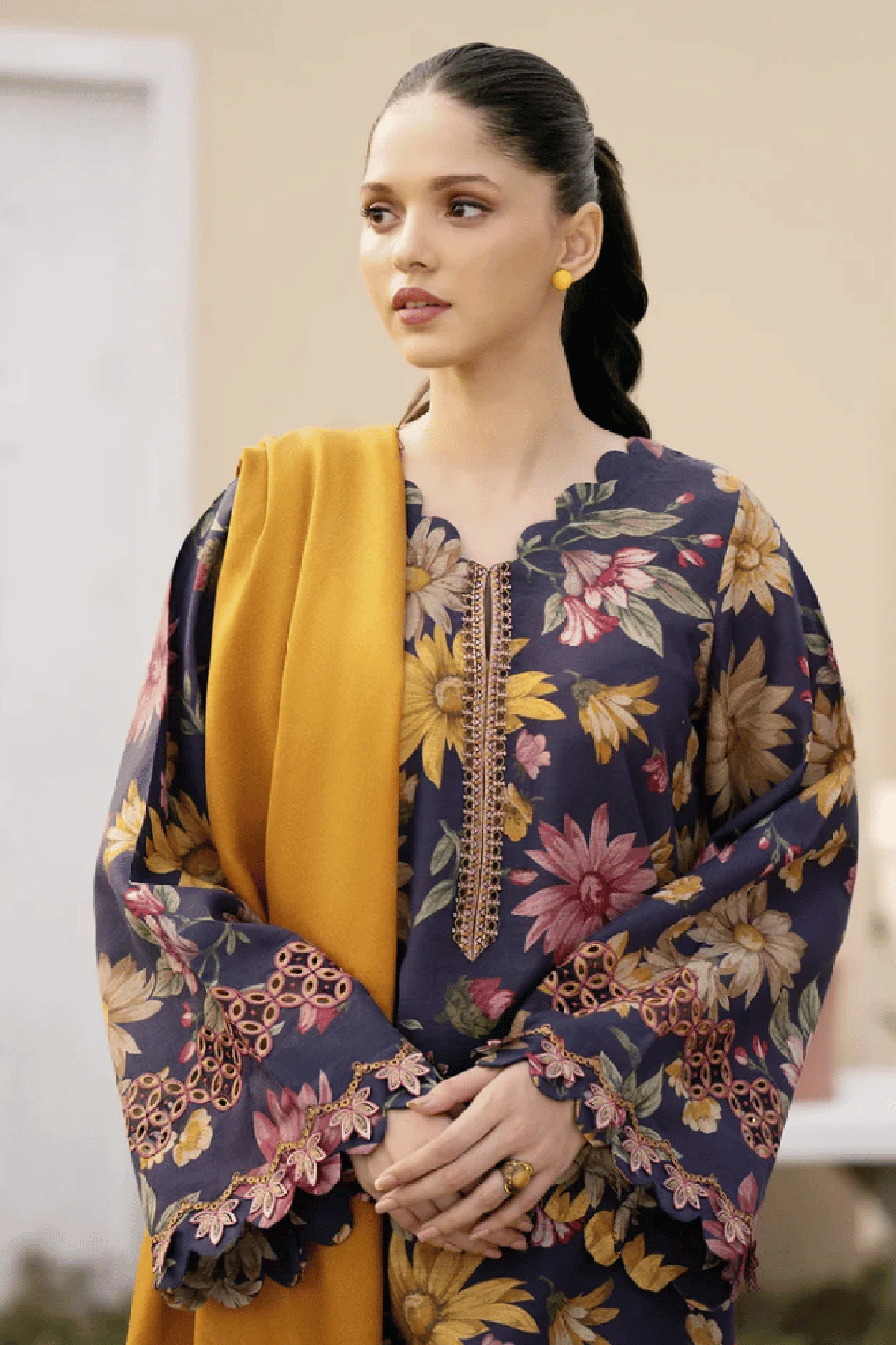 Bareeze 3Pc Printed Lawn with Printed Silk Dupatta - SB1869