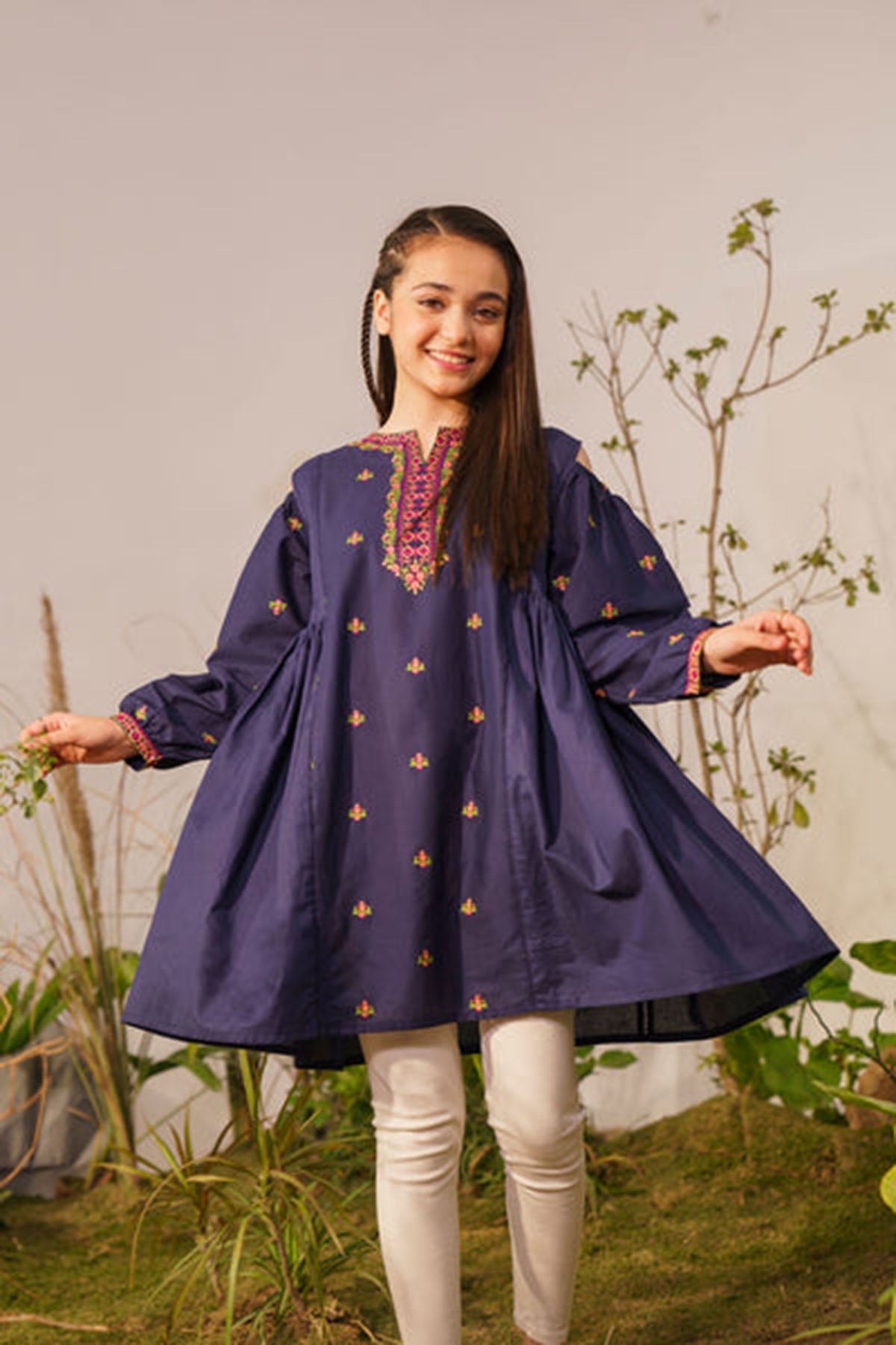 Bareeze Girls Fully Embroidered Lawn 2Pc- SB2003