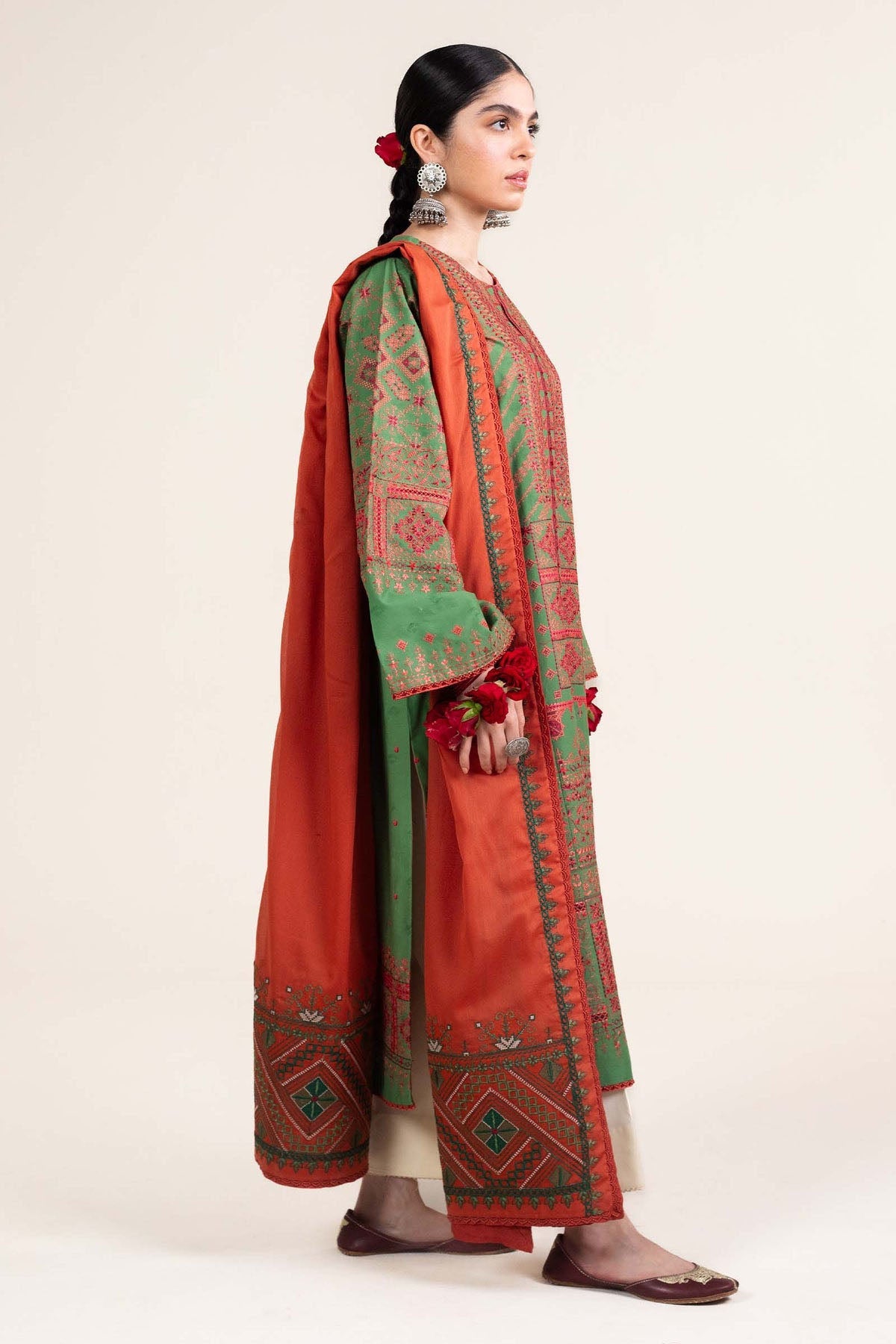 Bareeze Embroidered Lawn 3pc with Chiffon Dupatta- SB1911