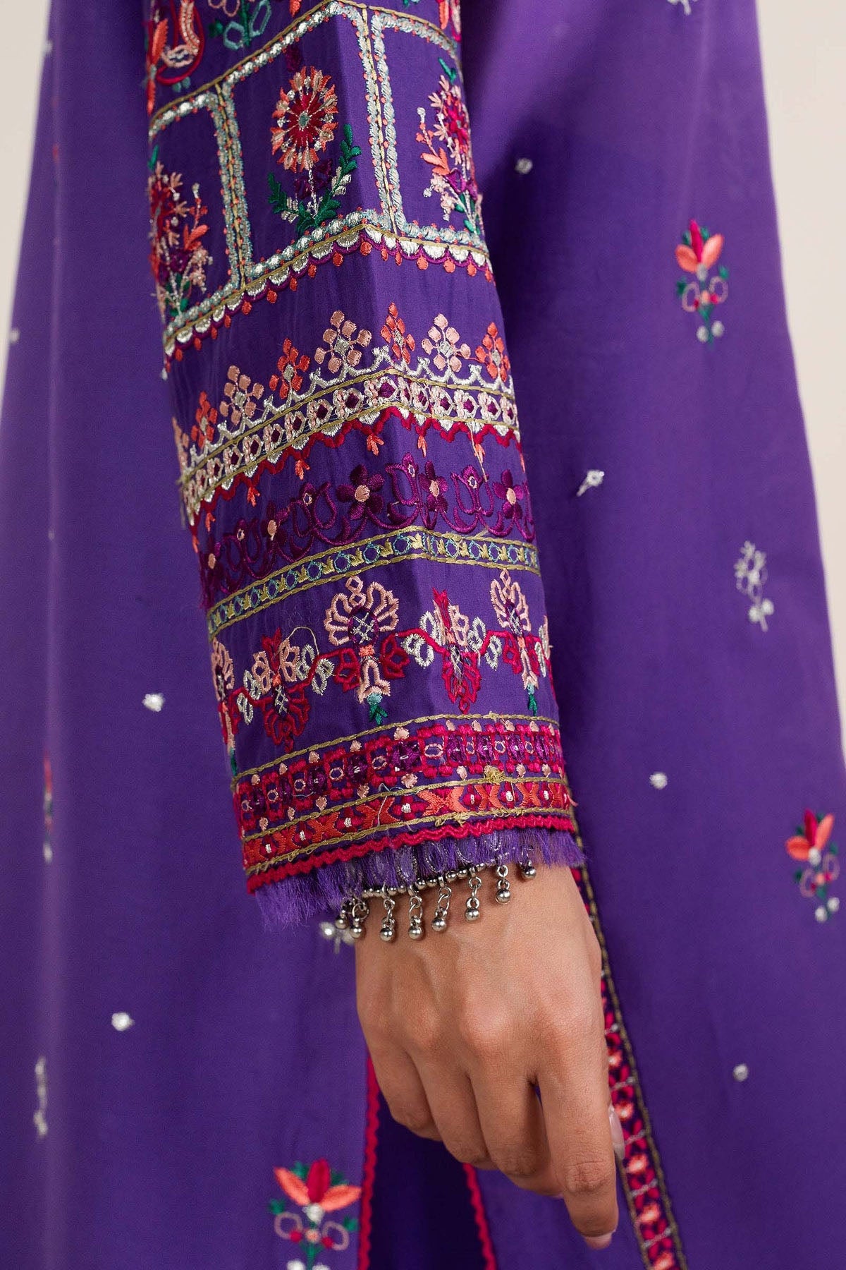 Bareeze Embroidered Lawn 3pc with Chiffon Dupatta- SB1910
