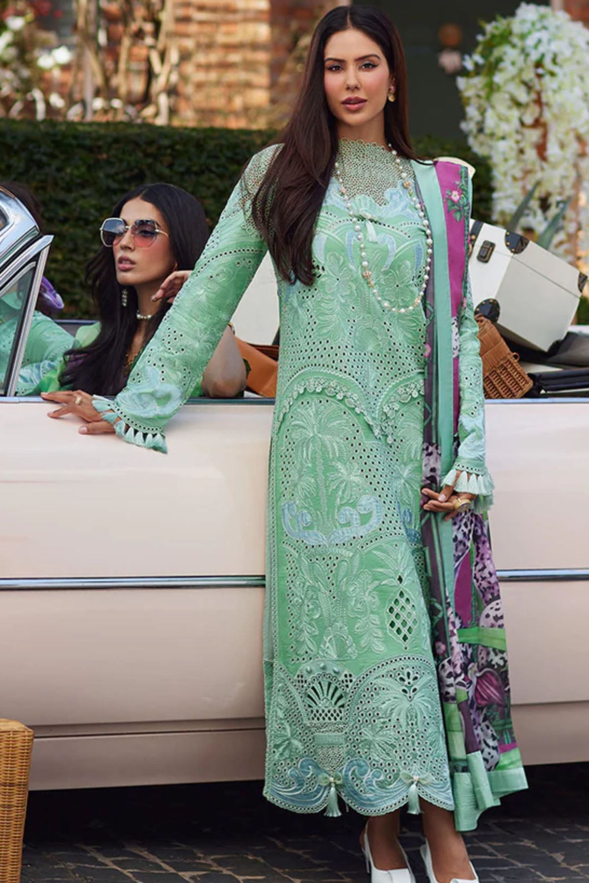 Bareeze 3Pc Luxury Embroidered Lawn with Printed Slub Net Dupatta - SB1853