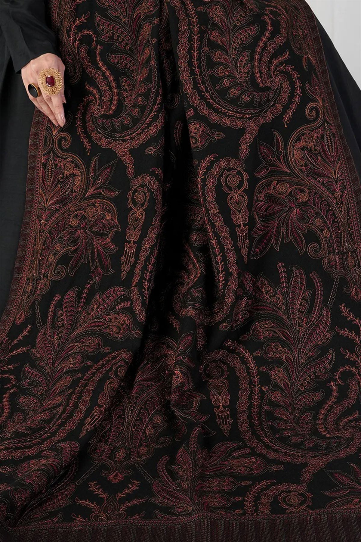 Bareeze 3PC Dhanak Suit with Heavy Embroidered Shawal - SB1979