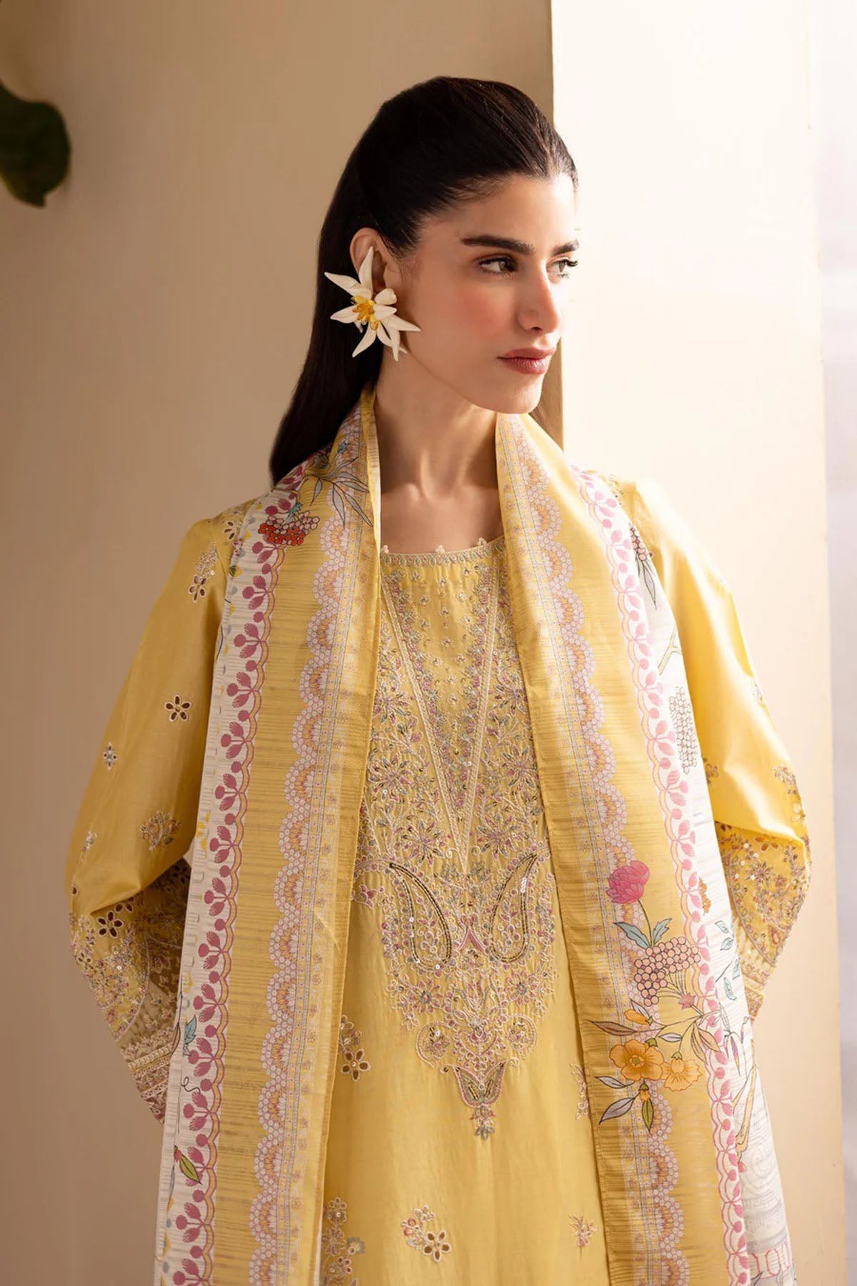 Bareeze 3PC Lawn Embroidered Shirt with Embroidered Organza Dupatta- SB2038