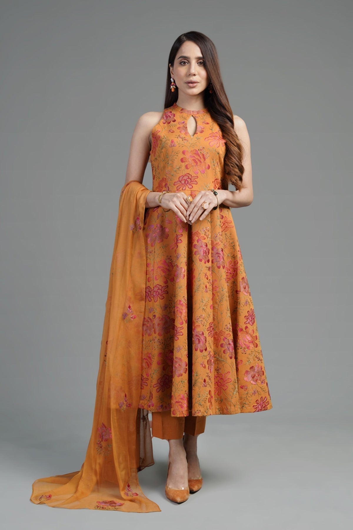 Bareeze Summer Lawn 3pc with Embroidered chiffon dupatta- SB1813